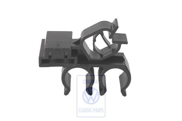 Halter für Passat B5