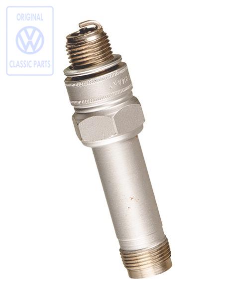 Spark plug for aircoolde industrial engine