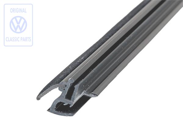 Window slot seal for VW Golf Mk3 Convertible