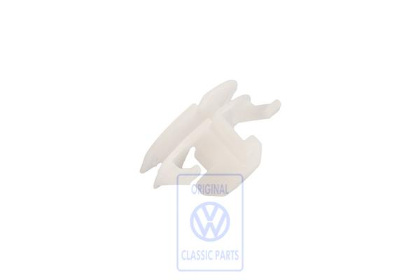 Clip for VW Golf Mk3
