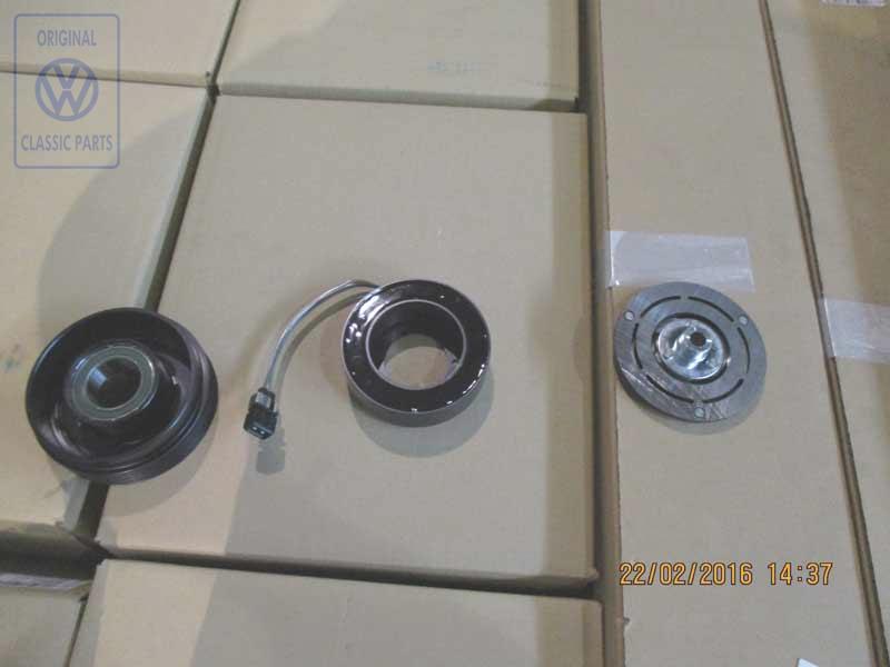 Electromagnetic coupling for VW Sharan