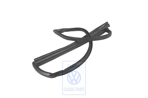 Seal for VW Polo Mk2