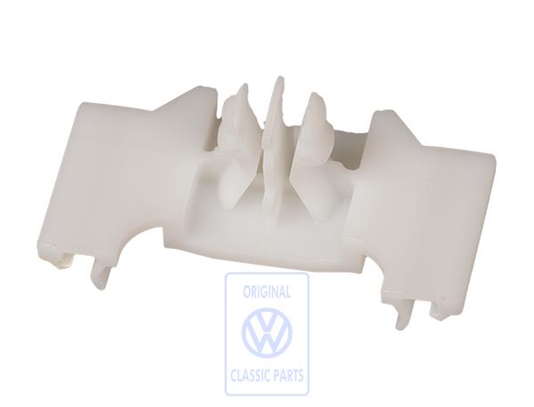 Clip for VW Golf Mk3