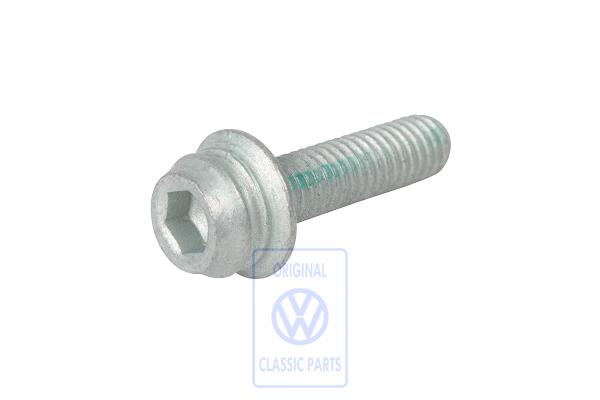 Socket head bolt with inner multipoint head