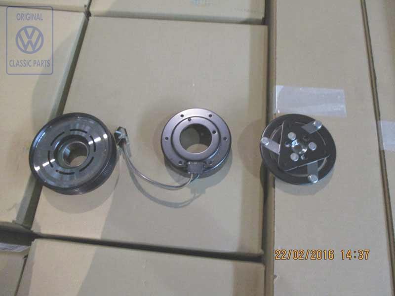 Electromagnetic coupling for VW Sharan