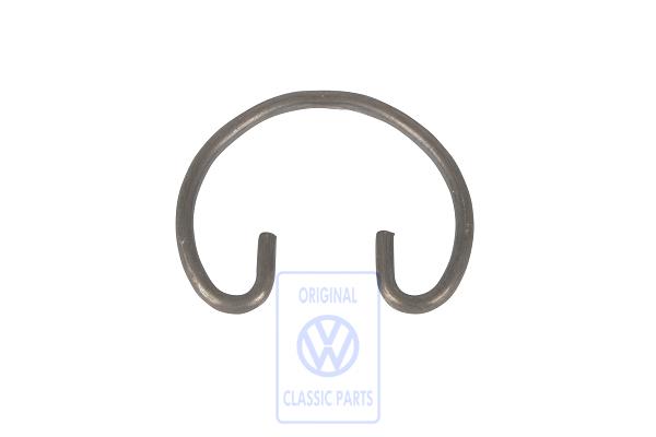 Securing ring for VW Beetle