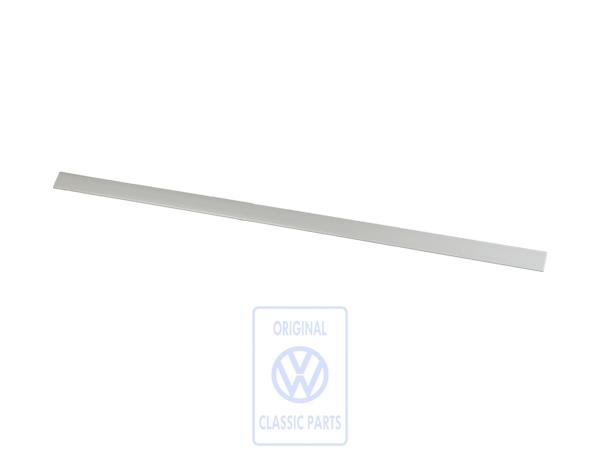 Cover strip for VW T4