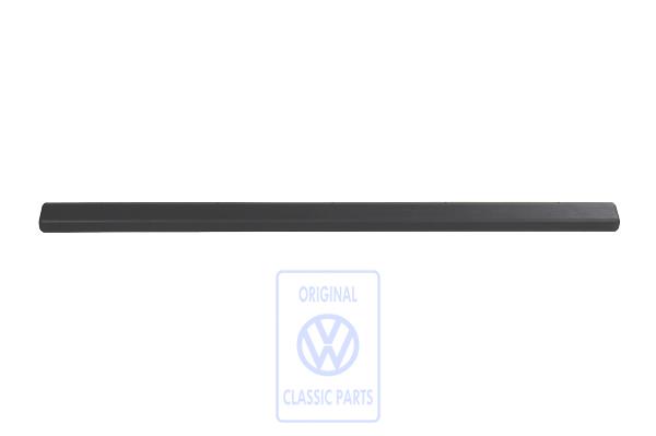 Padded strip for VW T4