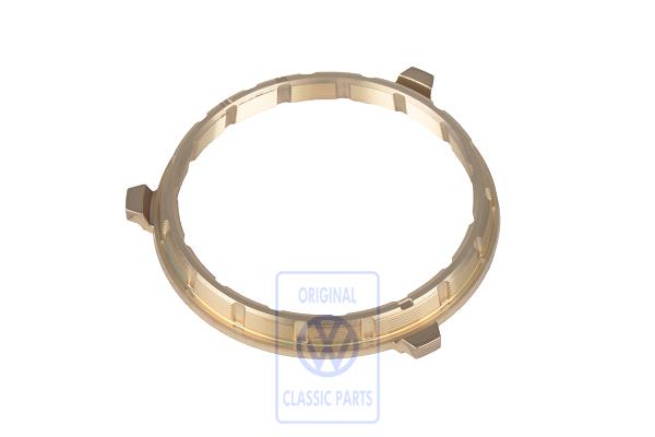 Synchronizer ring for VW T4