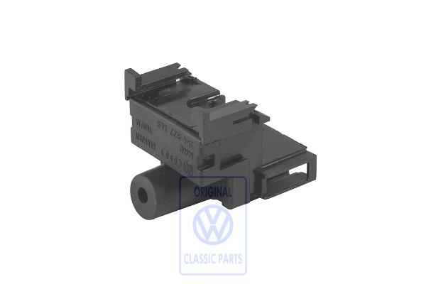 Bulb holder for VW Scirocco