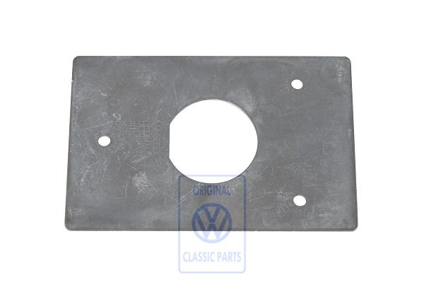 Retaining panel for VW Golf Mk3