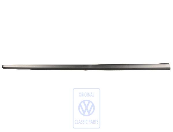 Protective strip for VW Golf Mk5