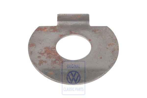 Retaining plate for VW LT Mk1