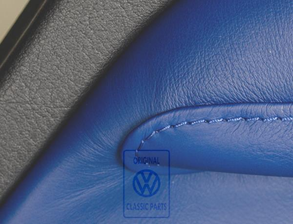 Door trim panel for VW Golf Mk4