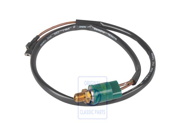 Pressure switch for VW Passat B1
