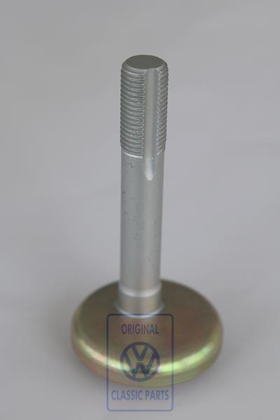 Eccentric bolt for VW T4