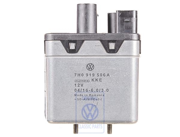 Radiator fan control unit for VW T5