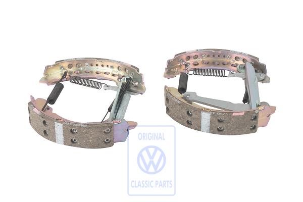 Brake shoes for VW Lupo