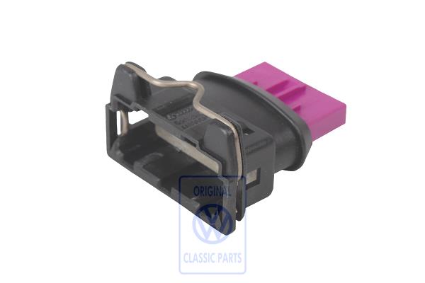Flat contact housing for VW Passat B5/B5GP