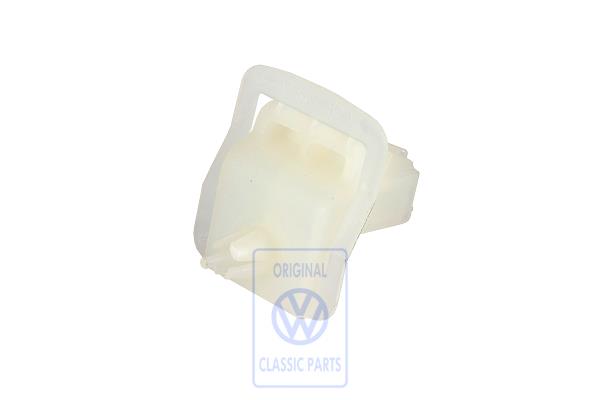 Clip for VW Passat B4