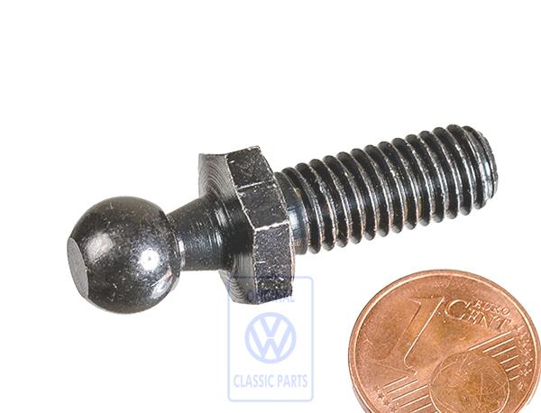 Ball pin flap support for tailgate