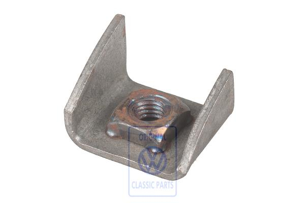 Bracket mount for VW T4