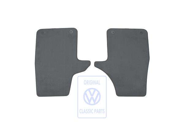 Floor mats for VW T5