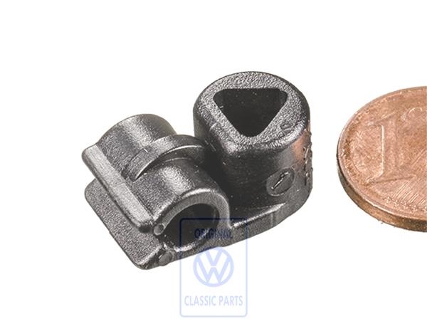 Top frame clip for VW Golf Mk3/Mk4