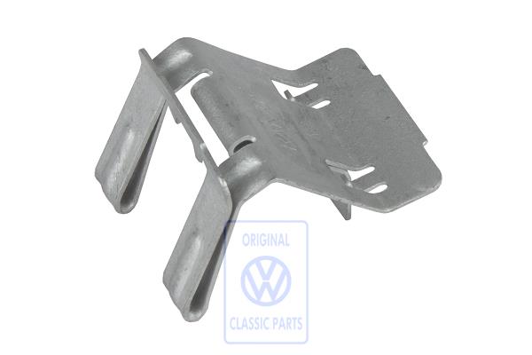 Spring clip for VW Golf Mk4