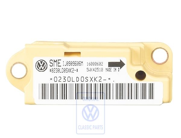 Lateral acceleration sensor