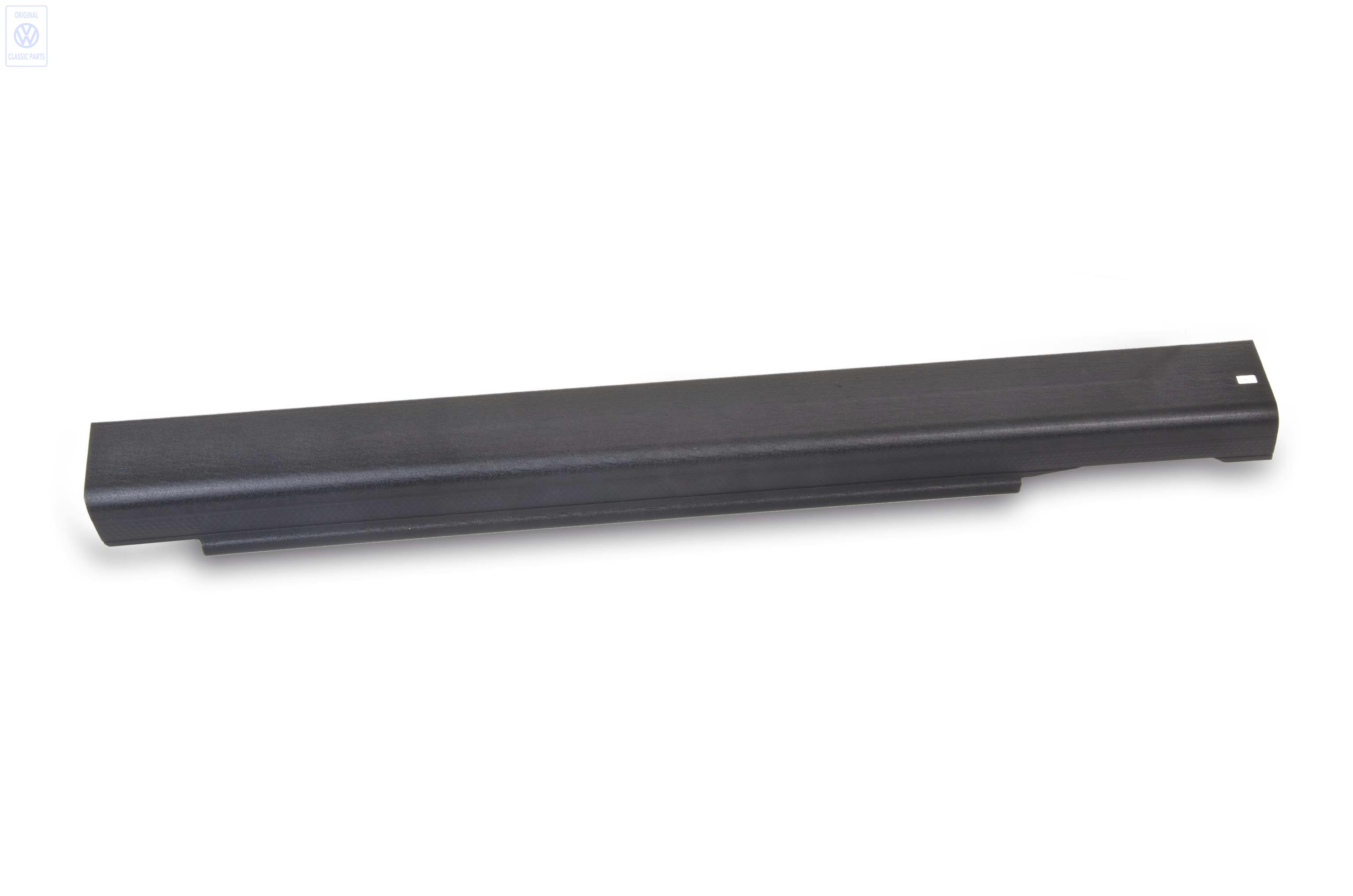 Sill trim strip for VW Golf Mk3