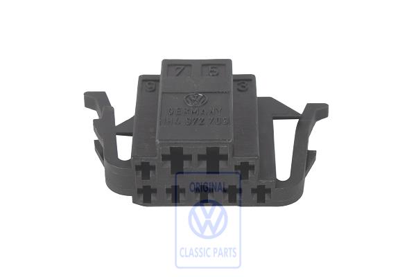 Flat contact housing for VW Vento