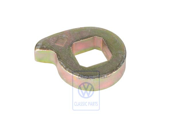 Operating cam for VW LT Mk1, T3