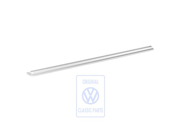 Locking rail for VW T3