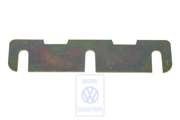 Distance plate for VW LT Mk1