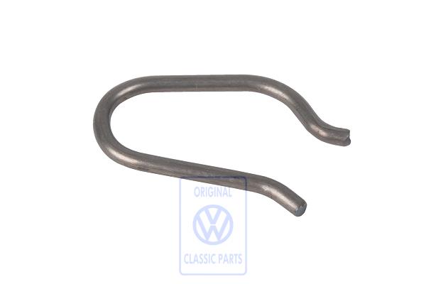 Retaining spring for VW LT Mk2