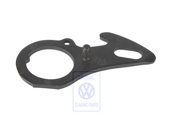 Ratchet brace for VW Beetle