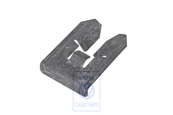 Spring clamp for VW Passat B3/B4