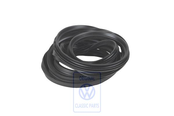 Seal for VW Polo Mk2