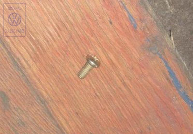 Fillister head bolt
