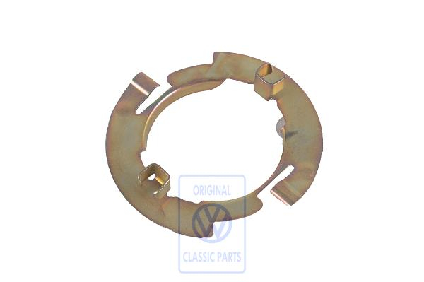 Retaining ring for VW Golf Mk1