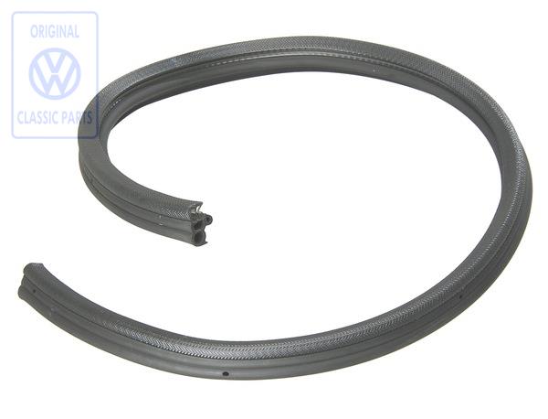 Tailgate seal for VW Caddy Mk1