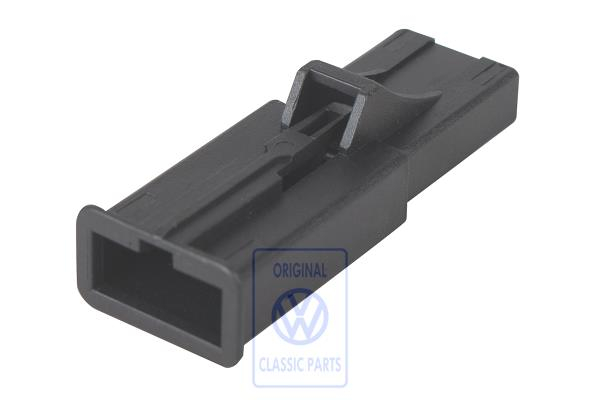 Flat contact housing for VW Polo Mk3