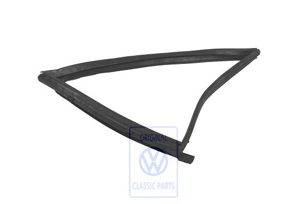 Seal for VW Polo Mk1