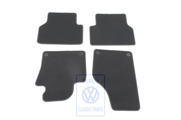 Floor mats for VW Tiguan