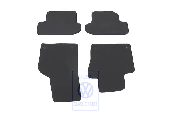 Floor mats for VW New Beetle