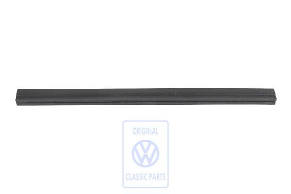 Window rail seal for VW LT Mk2