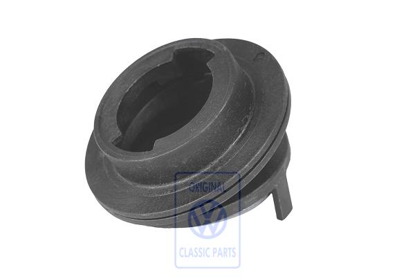 Oil filler support for VW Polo 9N3