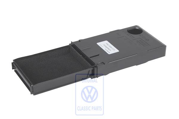 Stowage compartment for VW Lupo