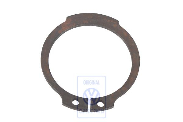 Securing ring for VW LT Mk1